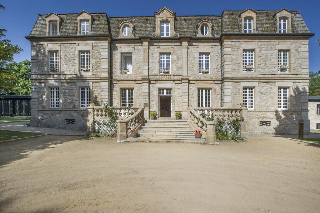 Hotel Domaine De Barres Langogne Exterior foto